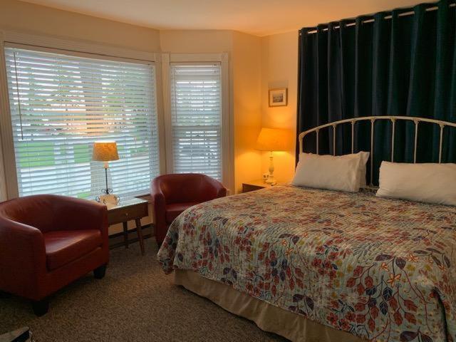 Hotel Cedar Court