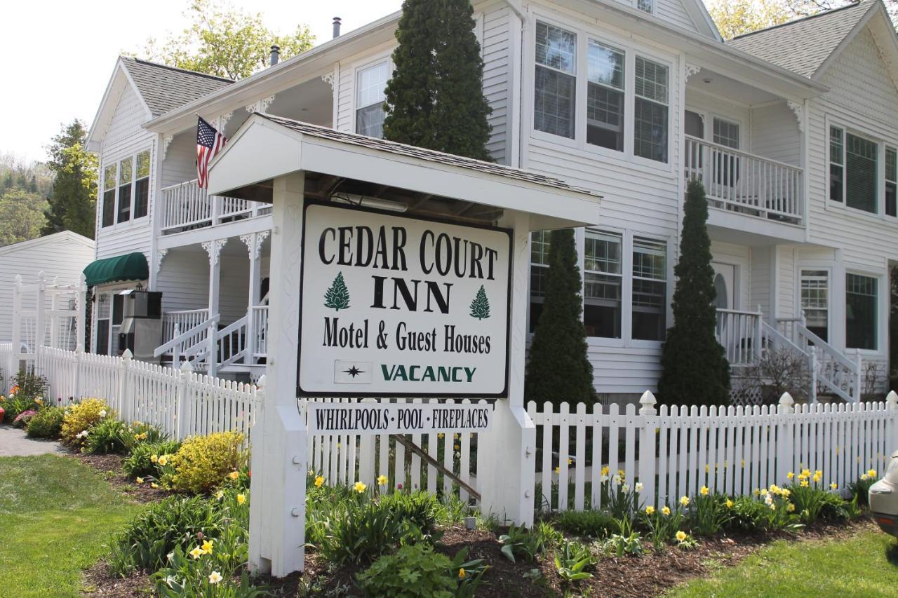 Cedar Court 2*